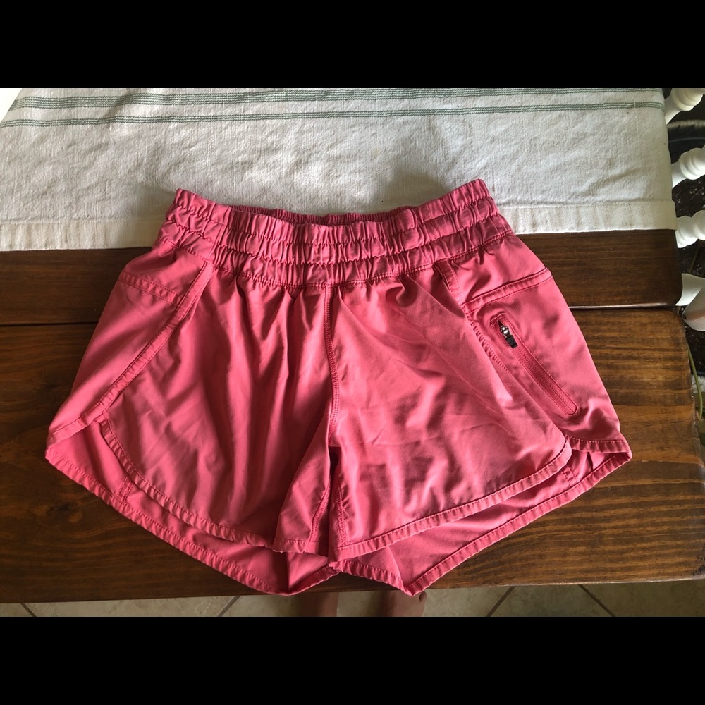 Lululemon Tracker Short 4”